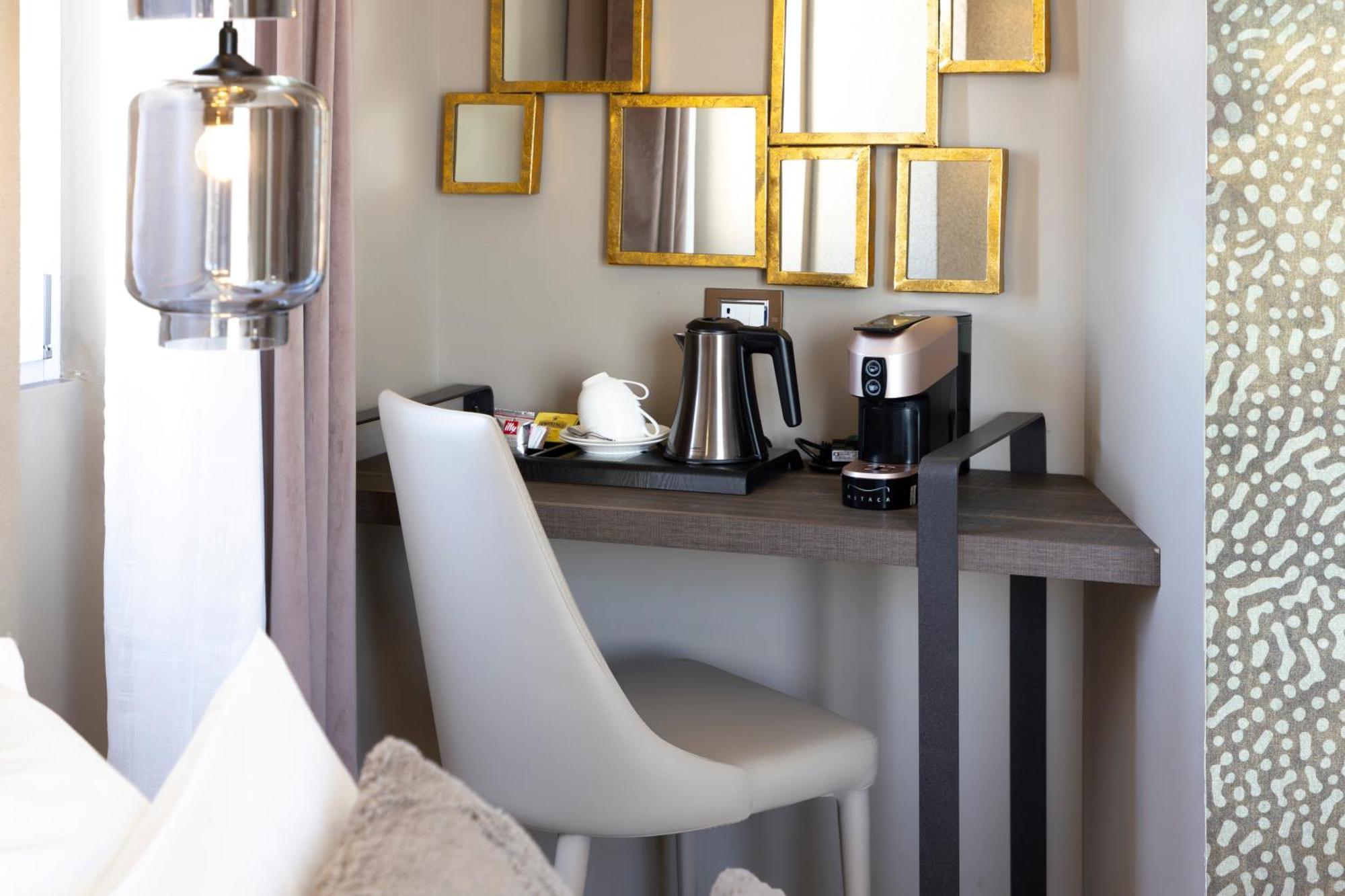 Milestone (Adults Only) Bed & Breakfast กวาร์ตู ซานเตเลนา ภายนอก รูปภาพ
